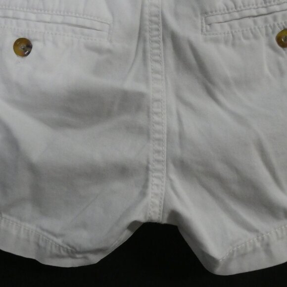 SO | size 7 | Chic White Casual Shorts - Picture 13 of 14